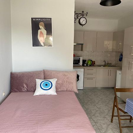 Small Beauty Studio Kavala Exterior foto