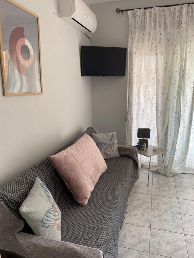 Small Beauty Studio Kavala Exterior foto